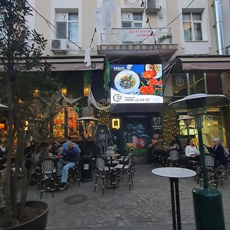 Downtown - Han Teo Suites - Center Plovdiv - Kapana Art District מראה חיצוני תמונה